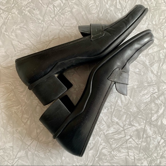 🆓 VTG Aerosoles Chunky Black Leather Loafers 8 - Picture 5 of 9